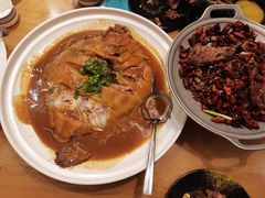 -海派美食·家宴海鲜青岛菜·石锅鲽鱼头(东方城店)