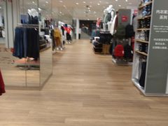 -优衣库(天津天河城店)