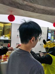 -宫铭烫发染发接发店