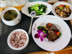 -东方幸福国际母婴月子会所(沙湾公园店)