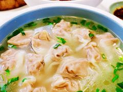 三鲜牛肉馄饨-老新隆牛肉锅贴(新街口店)