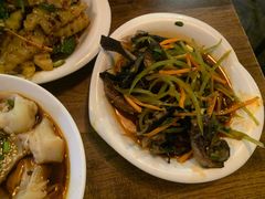 麻辣无骨鸡爪-三生小馆(亭知路店)
