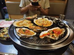 -围炉肉舍•炭烤活鳗•丹东海鲜烤肉(步行街店)