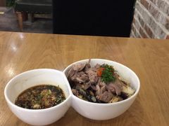 剔骨肉拌茄子-隆喜元鱼汤包·海鲜(中联广场店)
