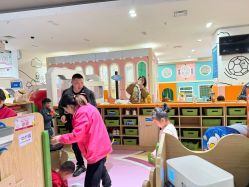 -孩子王童乐园(贵阳观山湖万达店)