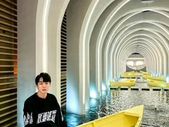 -涨巢·潮玩水疗局