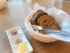 德式面包篮-普兰达德国餐厅·德式脆皮烤猪肘·自酿啤酒(观唐店)