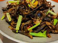 干煸茶树菇-秦三驴(云飞街店)