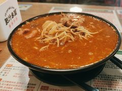 -肥汁米蘭香港米线(定西路店)