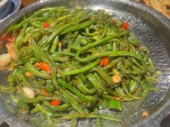-95号酱骨·一块豆腐(展春园西路店)