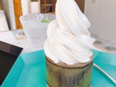 茉莉花冰淇淋-茶是一枝花泡茶店