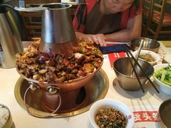 -老佛爷炭火蛙锅直营(清滨路总店)