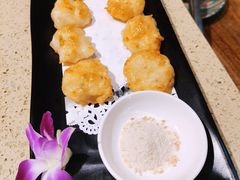 香煎墨鱼饼-润泽园椰子鸡(汇一城店)