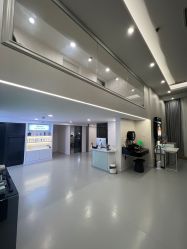 -JNK皮肤管理中心