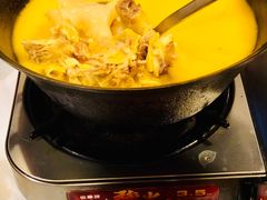 -鲜入围煮花胶鸡海鲜火锅