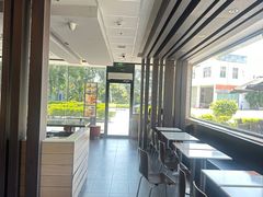-麦当劳(常山服务区得来速店)