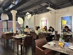 -LESCEDARS Brasserie Bistro香柏树