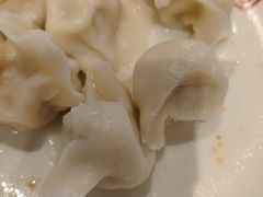 精肉酸菜蒸饺-新兴园饺子馆(河南街店)