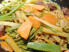 优质牛腩焖面-金豆角砂锅焖面(安贞店)