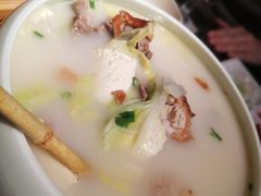 鸭架汤-京味斋·北京烤鸭(华威桥北工大店)