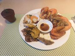 -亮马河饭店翠雅咖啡厅