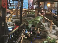 -城墙拐拐火锅(三峡广场黑金冠店)