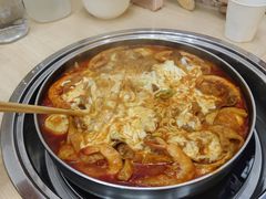 -三清洞摩西韩式年糕火锅(威高广场店)