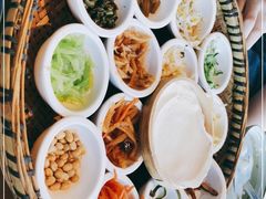 -包整·丝娃娃(一览甲秀楼风景店)