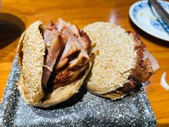 -老天桥酱肉烧饼夹肘子(天桥店)