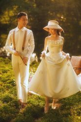 -雪中彩影婚纱摄影·微光艺术中心