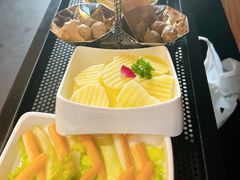 -左庭右院鲜牛肉火锅(金山万达店)