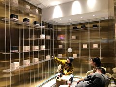 -奈雪的茶(湖滨银泰in77C区PRO店)