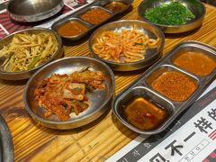 -青瓦炭韩潮烤肉(花园道店)