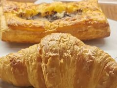 法式香酥可颂-星巴克(来福士办公楼店)