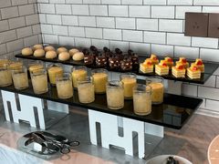 -深圳国际会展中心希尔顿酒店(前海华发冰雪世界店)