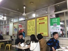 大堂-华威达牛庄(黄埔大道西店)