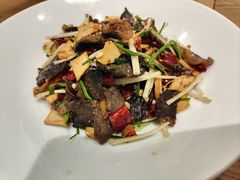 -一坐一忘云南菜(嘉里中心店)