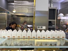 面包甜点陈列柜-猫王榴莲世家(三里屯SOHO商场店)
