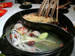 -钢管厂五区小郡肝串串香(奥克斯广场锦城万达店)