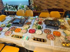 -玩坞轰趴馆·户外团建聚会主题生日派对馆(世豪广场店)