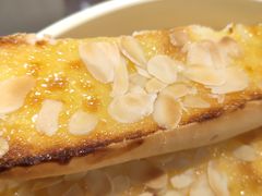 -Caidie Bakery采蝶轩(百越店)