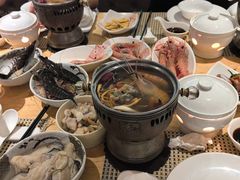 -雍和会海鲜姿造自助(湖东路店)