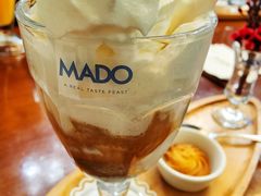 -MADO冰淇淋咖啡馆(淘金店)