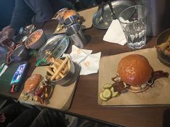 -CAGES凯吉思西餐厅运动乐园(静安店)