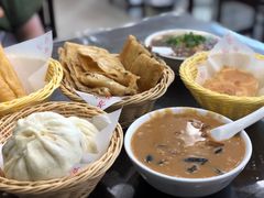 -方中山胡辣汤(成都首店)