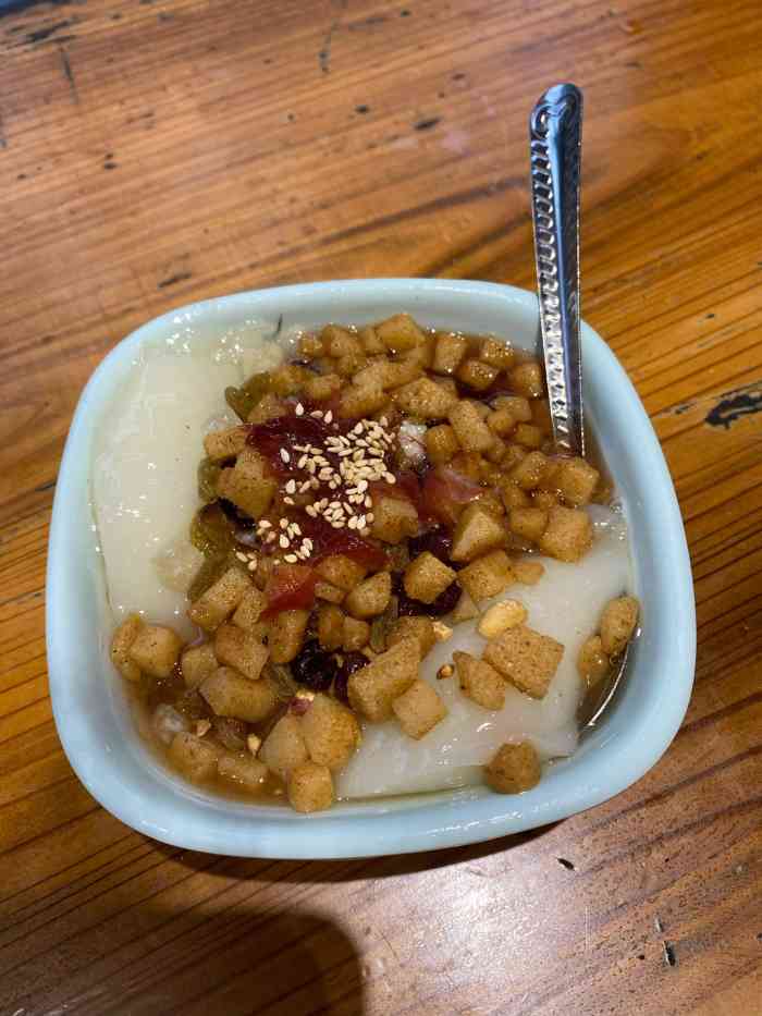 王氏凉糕(总店)-"千年古镇—双河葡萄井因常年井底冒泡如葡.