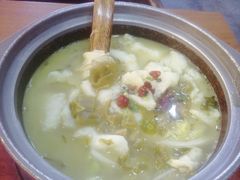 -周鱼小馆石锅酸菜鱼(活力汇店)