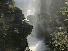 -阿萨巴斯卡瀑布观景点