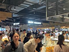 -胖东来生活广场(健康路店)