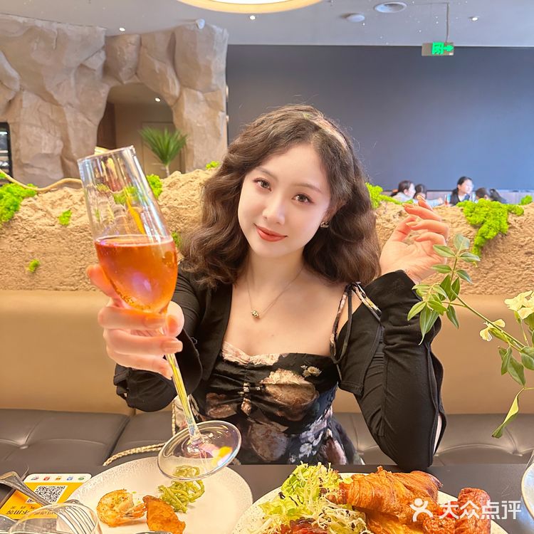  👏武汉新店！氛围感十足💕